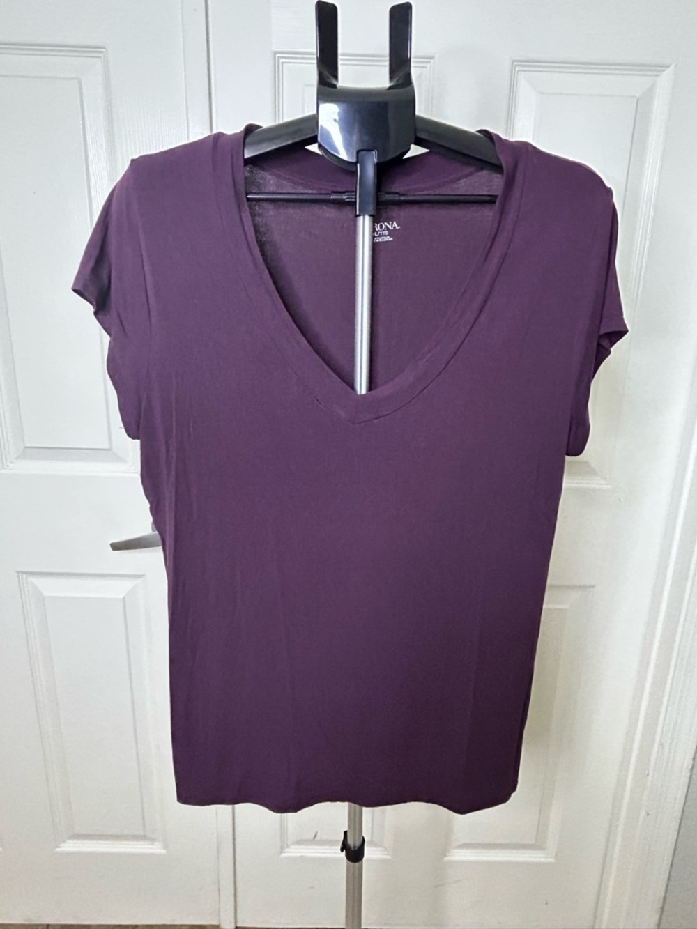 Merona Purple V-Neck Short Sleeve Tee XXL